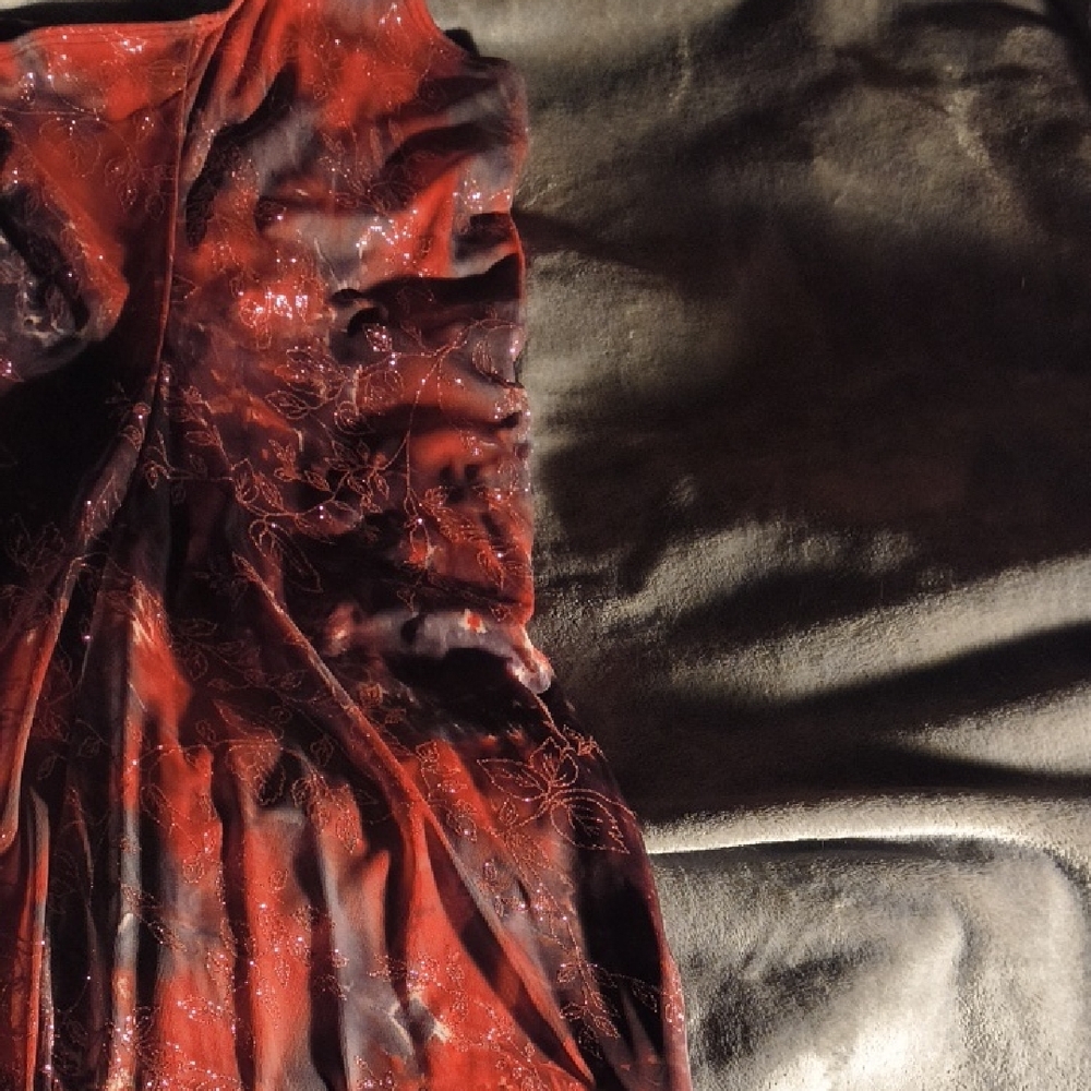 Women’s One-Shoulder Red Velvet Dress